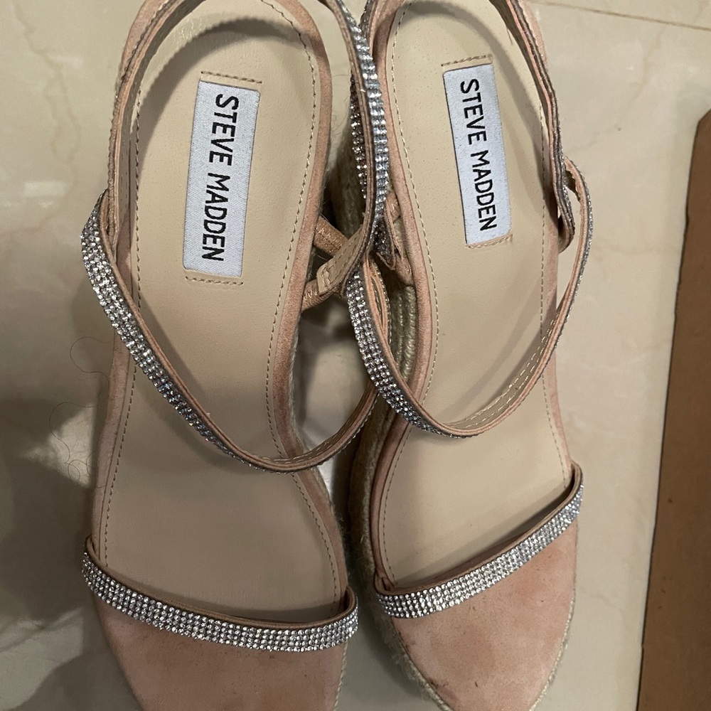 Steve Madden - skylight wedges. Brand New. size 9